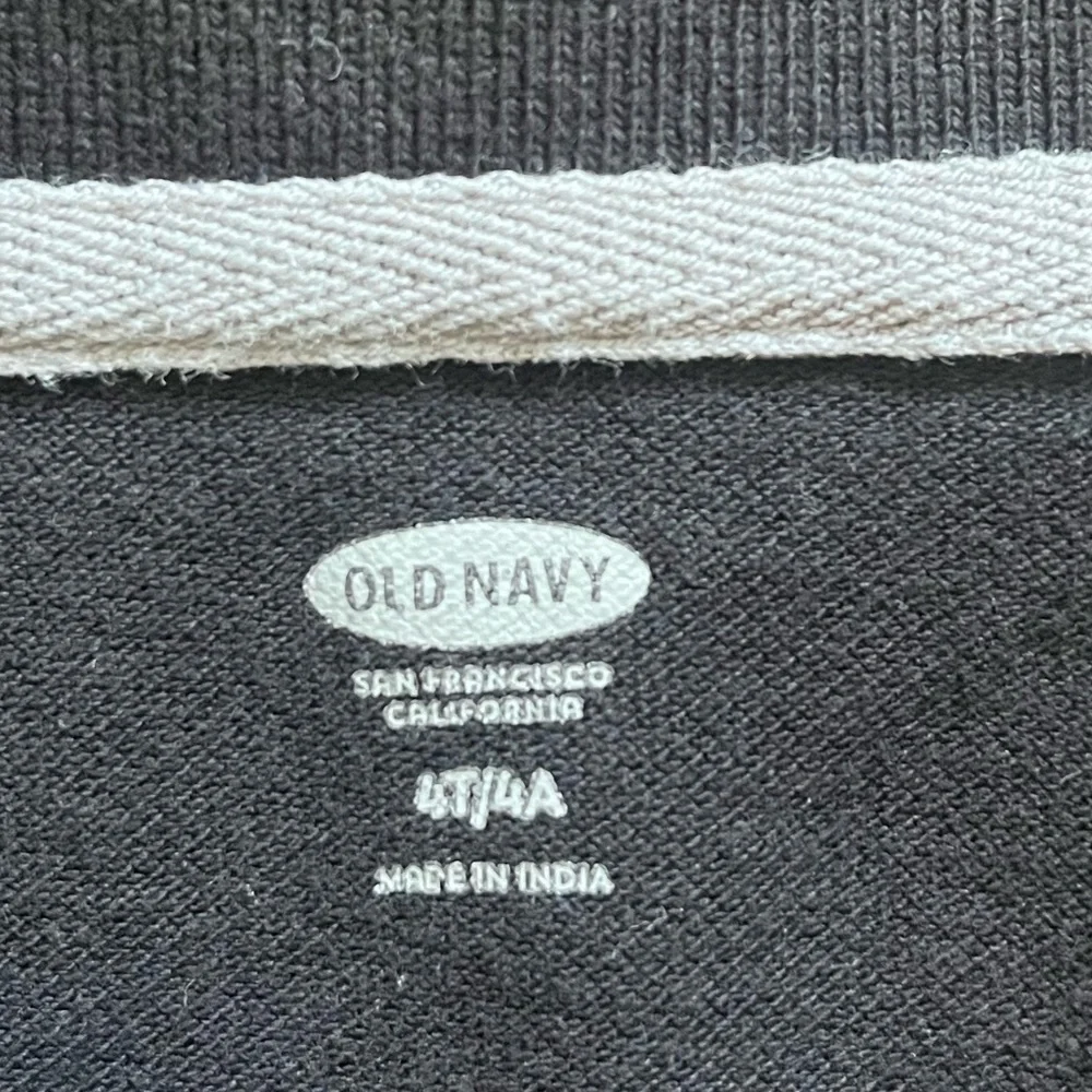 Old Navy black school uniform short sleeve polo shirt size 4T